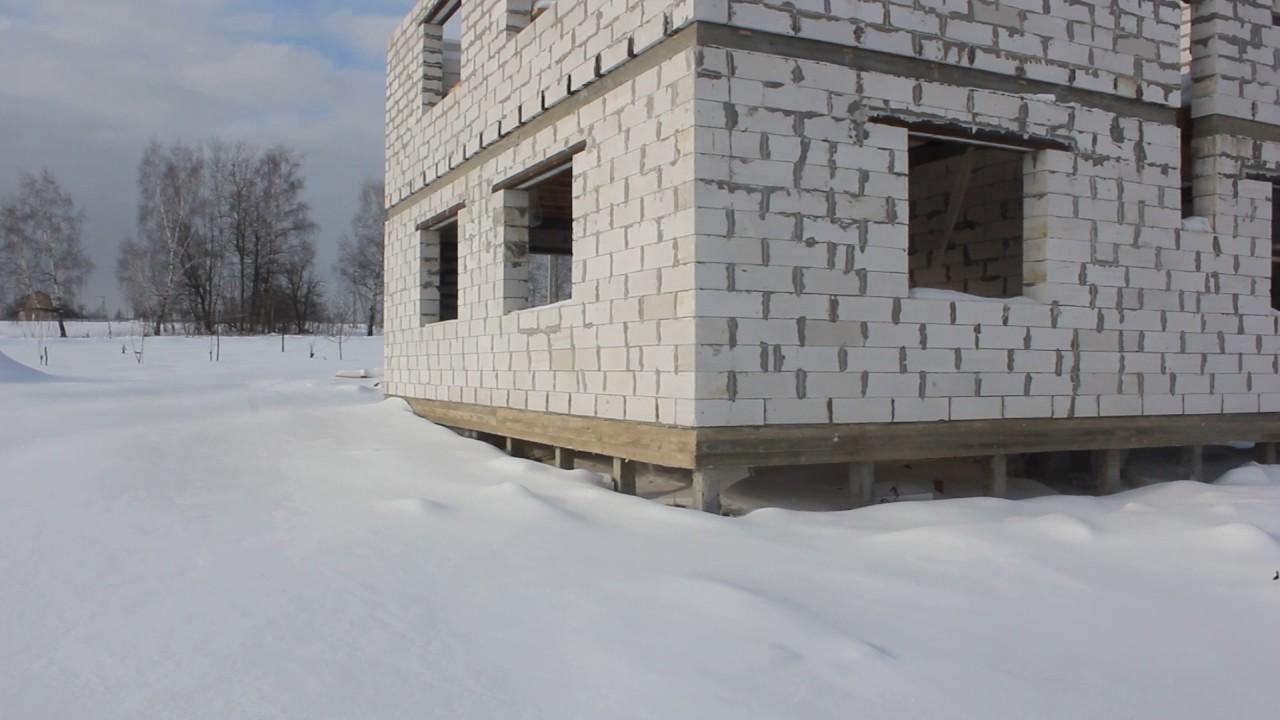 Как законсервировать на зиму недостроенный дом?